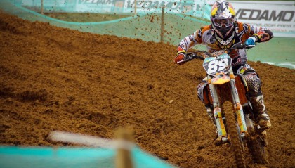 开云体育中国-萨卡压制级发挥，曼城末节带走日本，当足球成为文化镜像