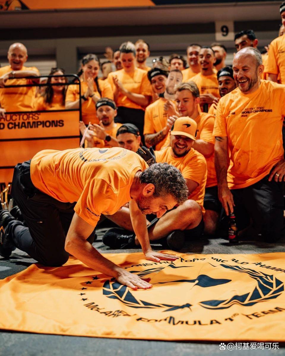 红牛二队鏖战威廉姆斯，皮亚斯特里点燃赛场