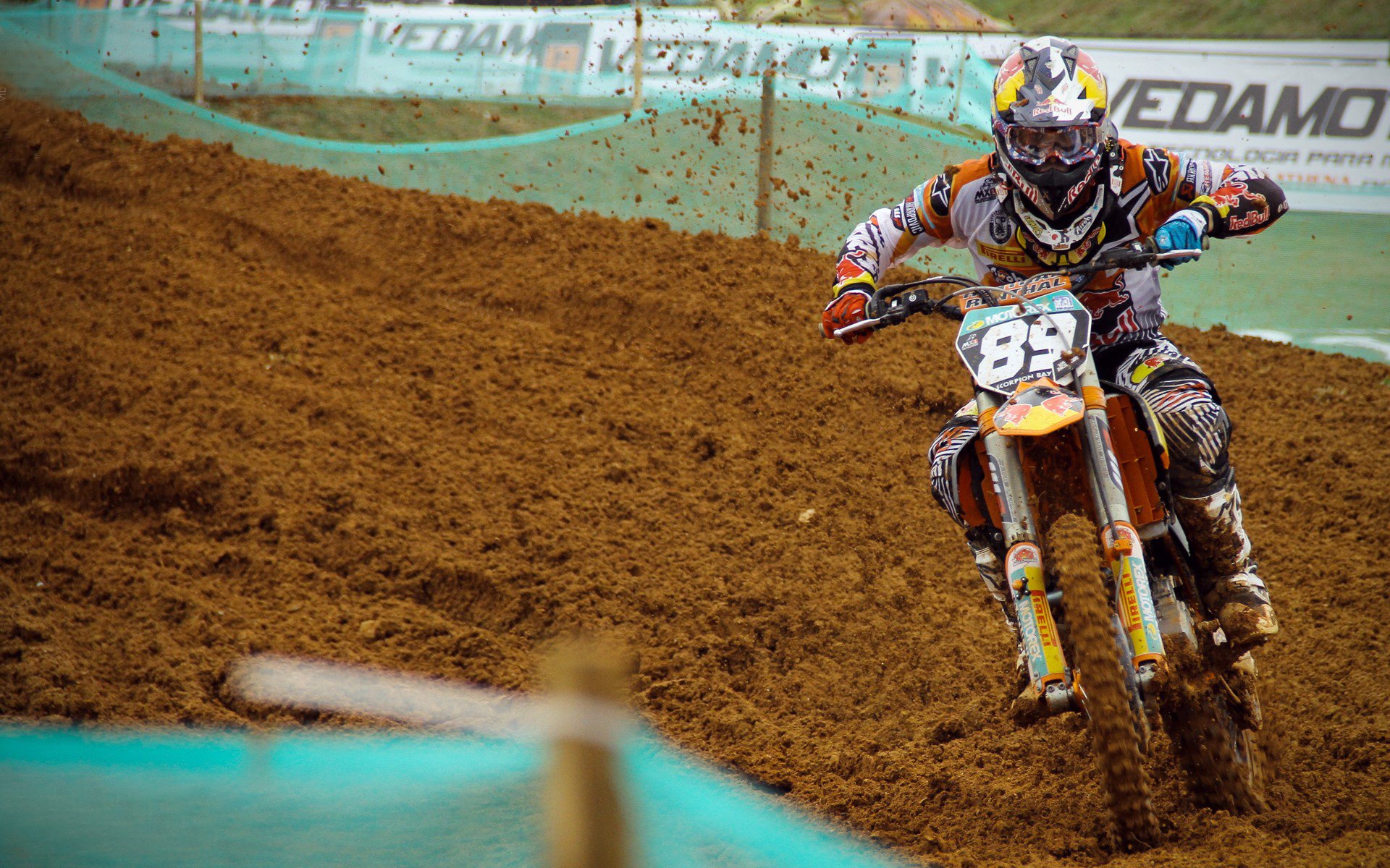 塞维利亚对阵佛罗伦萨，穆勒关键制胜，一场战术与意志的史诗对决