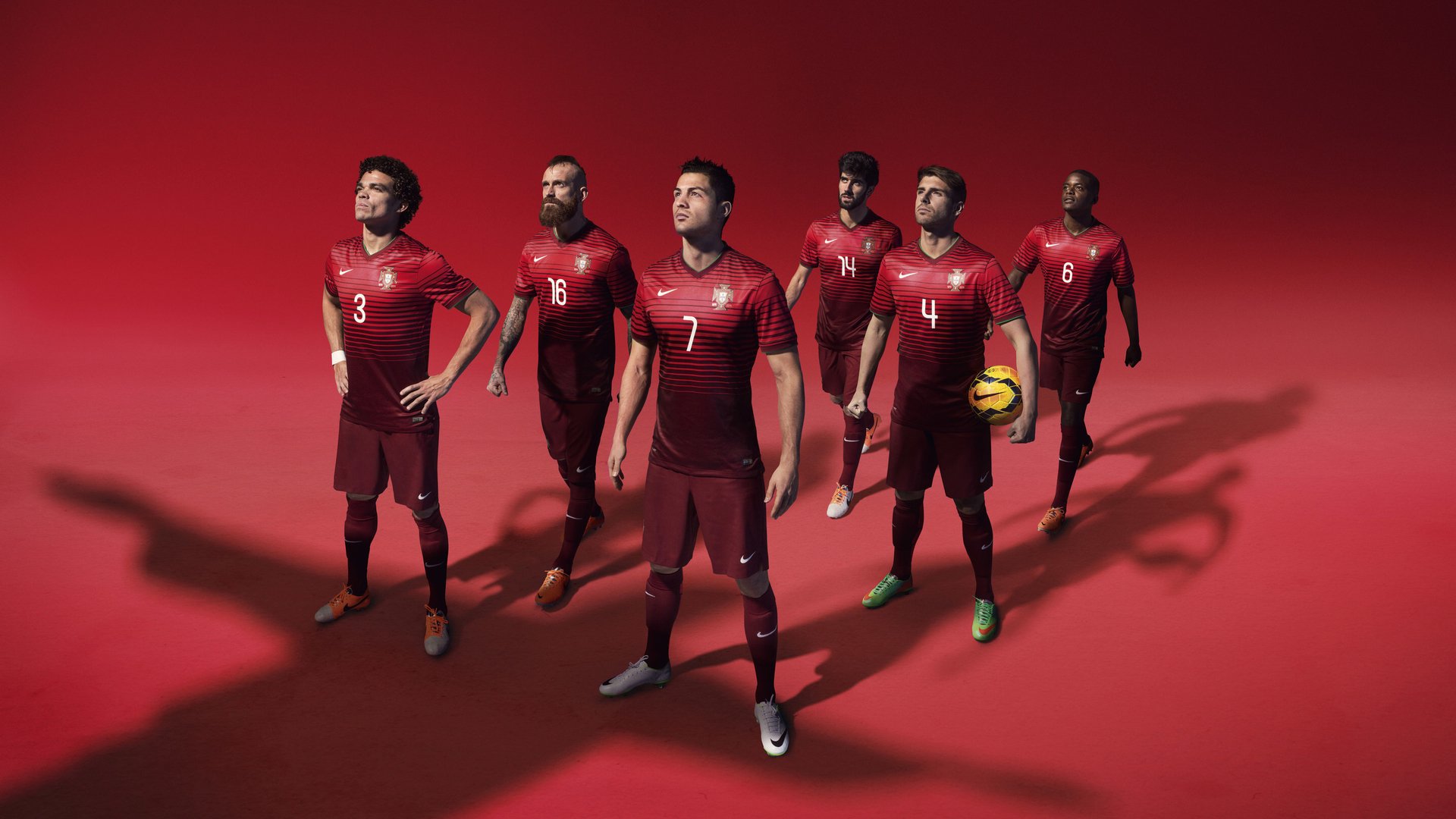 卢卡库的安第斯之舞，当比利时节奏唤醒秘鲁与玻利维亚的足球之魂