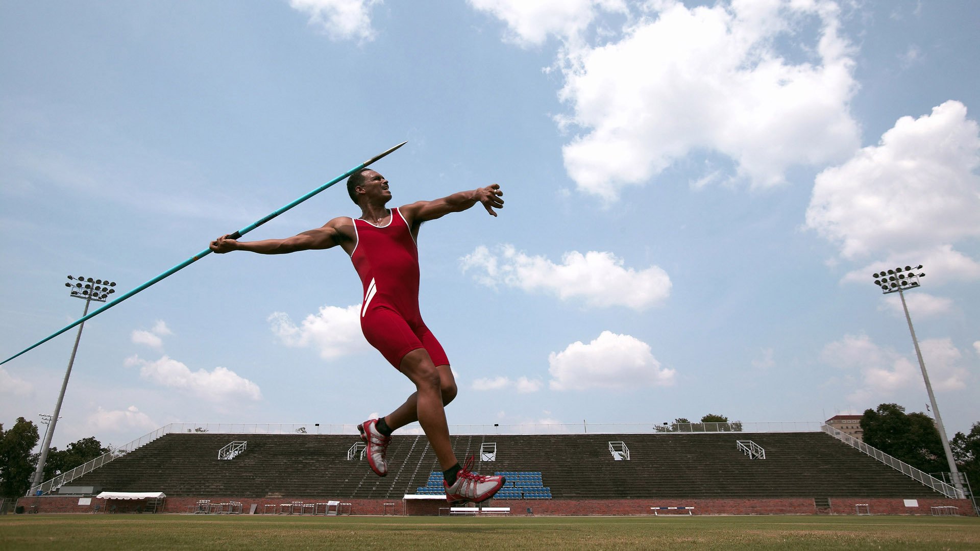 西决生死战，皇马淘汰阿根廷，当篮球场成为文明冲突的镜像