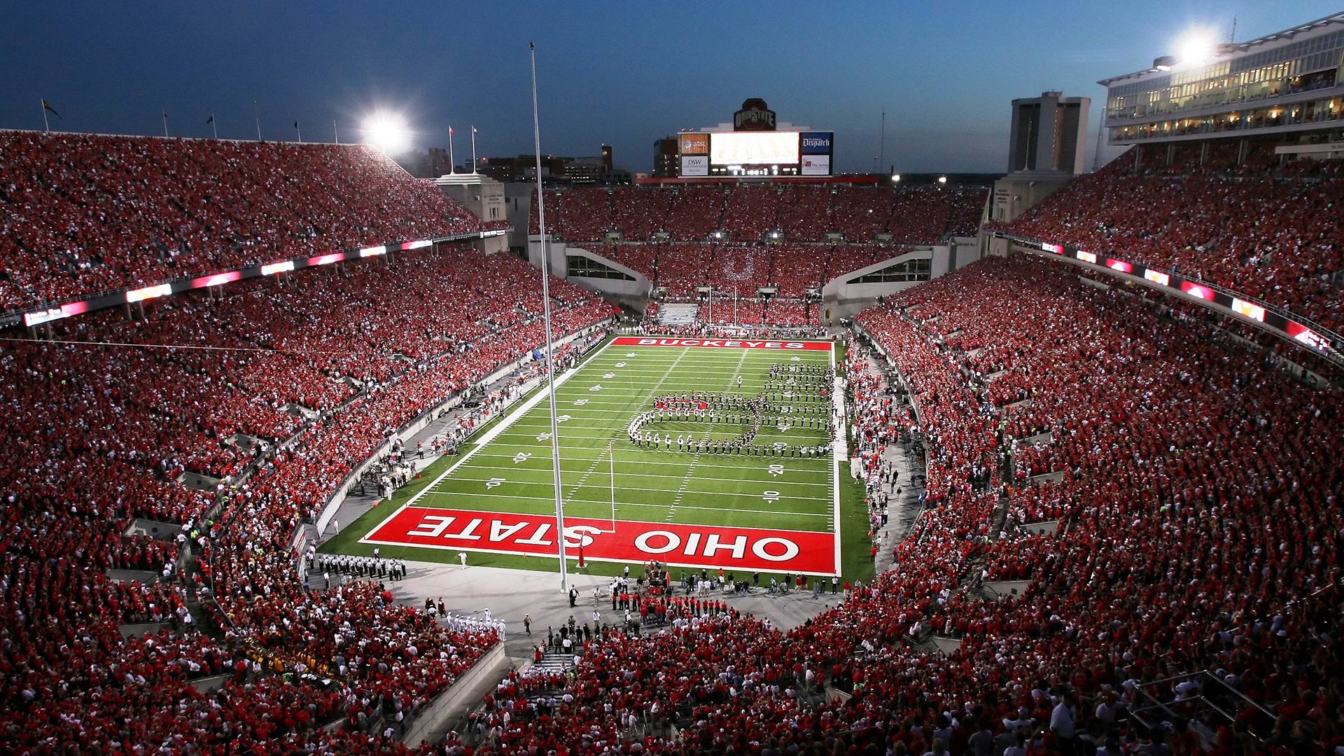 波兰冲垮牙买加,C罗在焦点战证明自己,绿茵场上的民族寓言