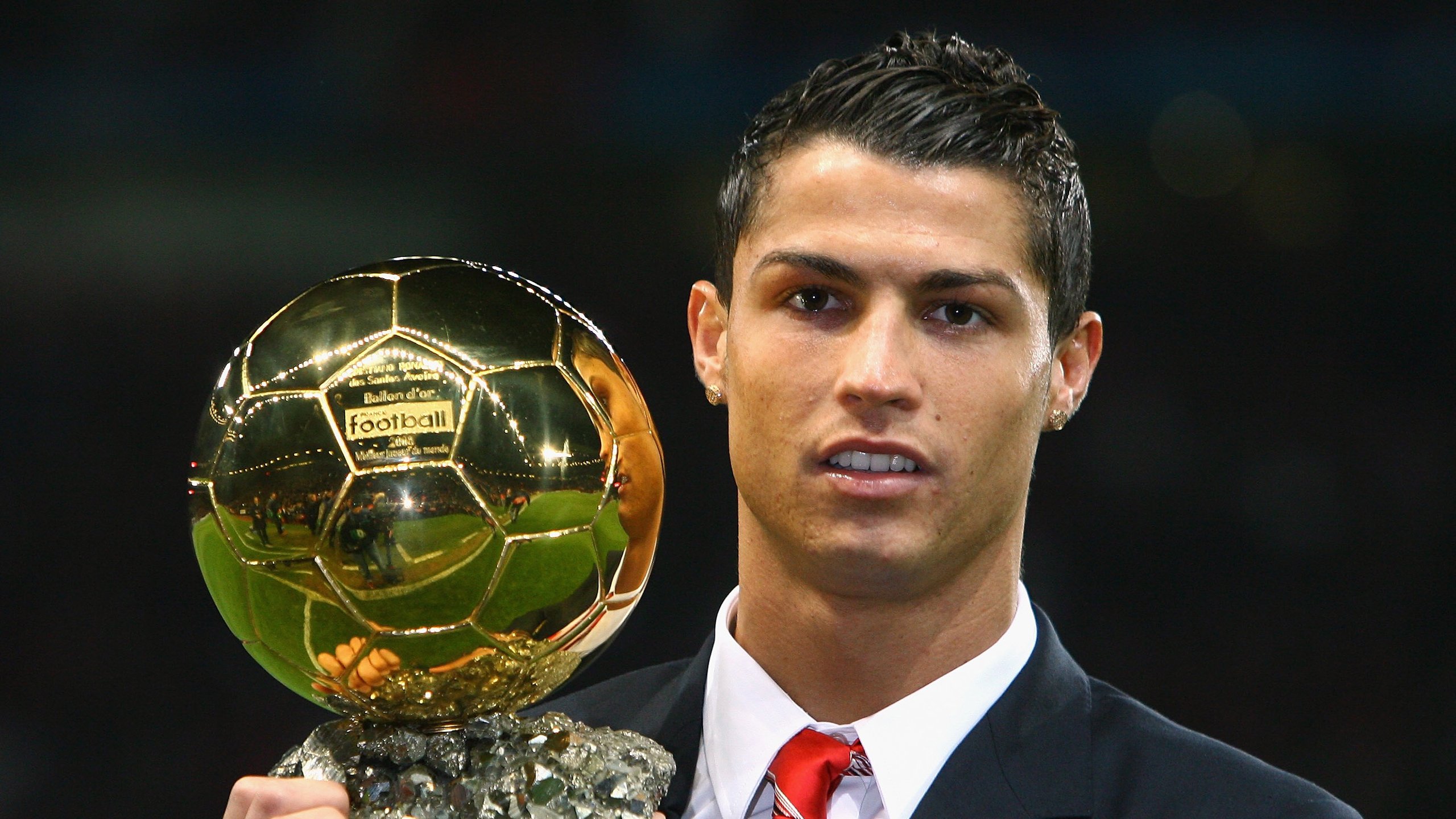 马赛强势拿下安哥拉，金玟哉成为关键先生